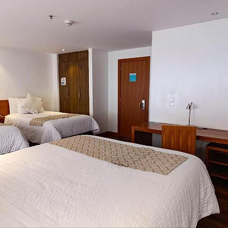 9D Hotel Quito Buitenkant foto