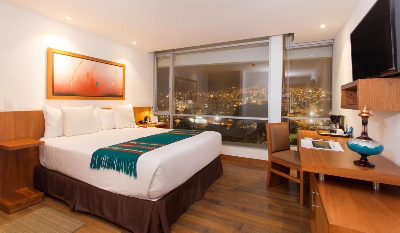 9D Hotel Quito Buitenkant foto